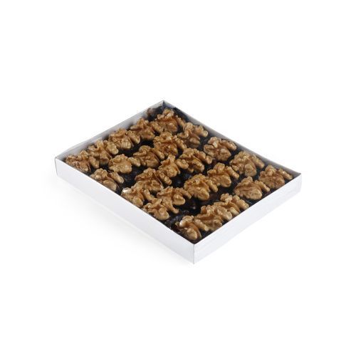 Dates with Walnuts